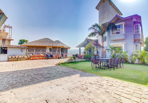 Skyinn Bungalow | 6 BHK Luxury Villa