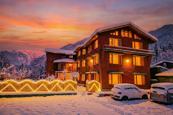 Hotel Highlands Main Market