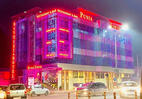 Hotel Punia Tower