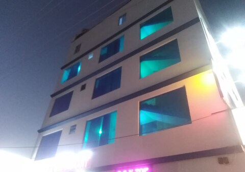 SSV Hotel Near Airport by Urban Express