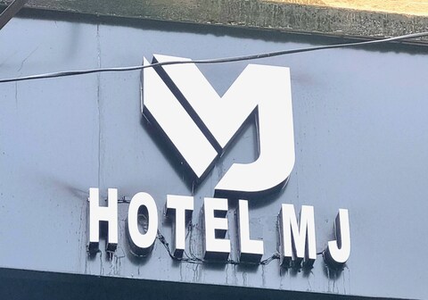 Hotel MJ