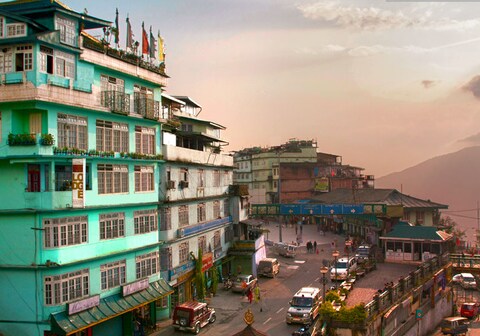 Modern Central Lodge