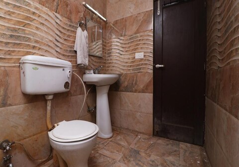 Hotel Shre Vardhman Clasic