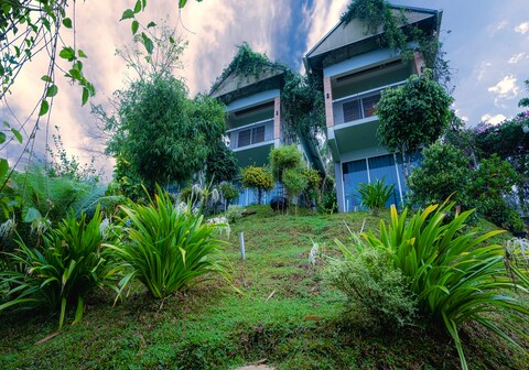 FLORESTA RESORT