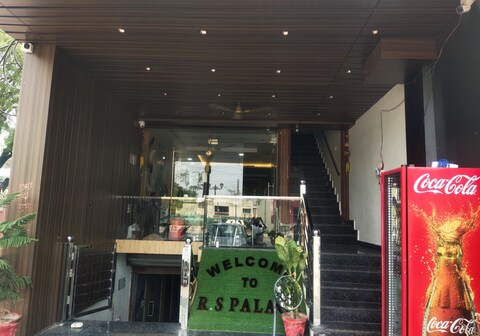 R S PALACE