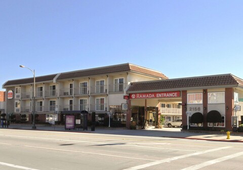 Ramada by Wyndham Pasadena