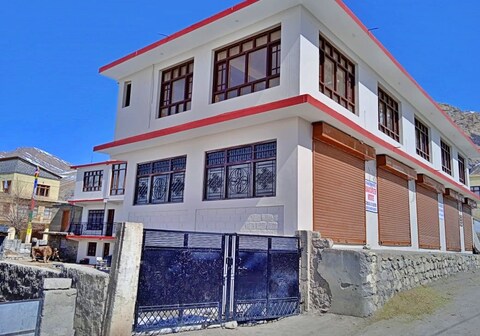 Lhasa Norling By StayApart