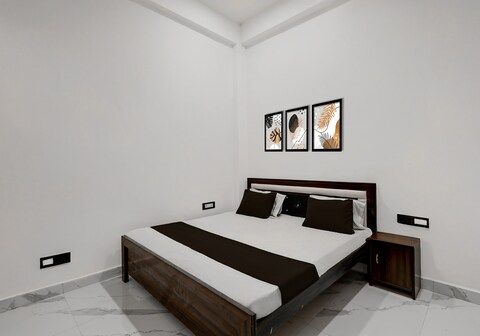 SPOT ON Galaxy Hotal