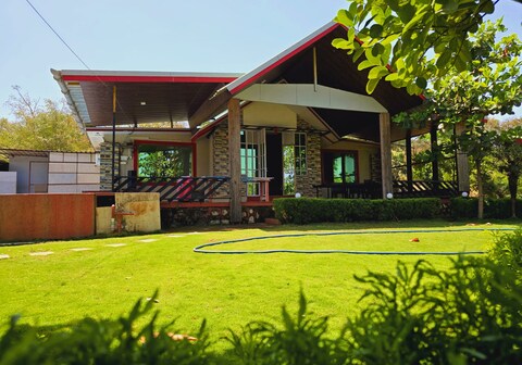 The lake villa 3bhk By Country Escape