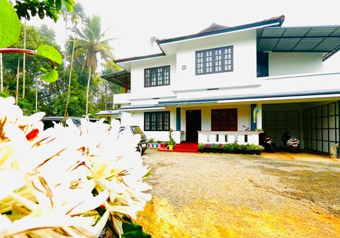 SAHYADRI HOMESTAY