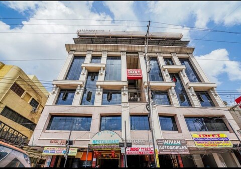 Hotel Tara International