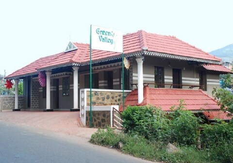Green Valley Comfort Stay (25 kms from Masinagudi)