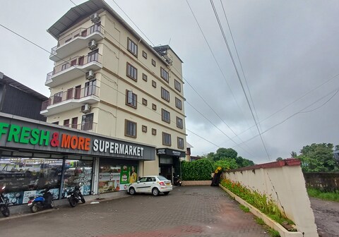 Hisham Suites- Cochin