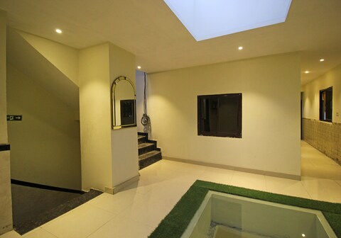 Duke Hotel Near Jama Masjid Delhi