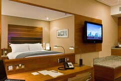 سوفيتيل لندن هيثرو,  سوفيتيل لندن هيثرو,