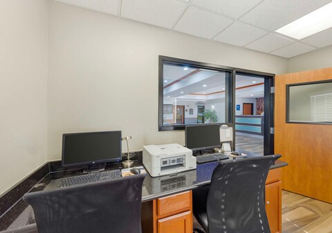 Best Western Plus Midwest City Inn & Suites