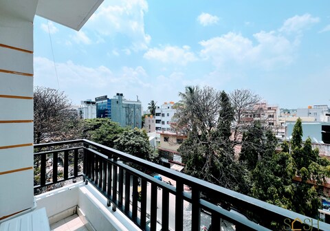 Premium 2BHK Work & Family Friendly Great Area