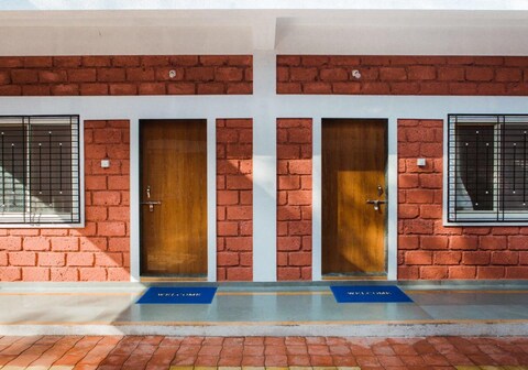 Redstone | Kihim 4 BHK Villa