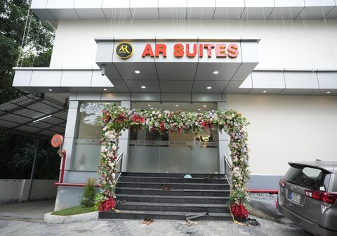 AR SUITES
