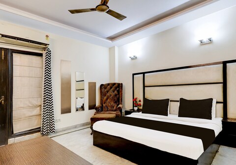Hotel O Delhi Height Home Stay