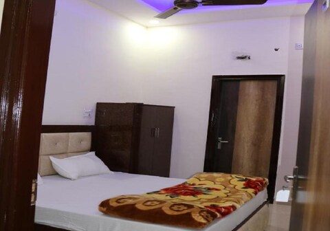 Hotel Pie