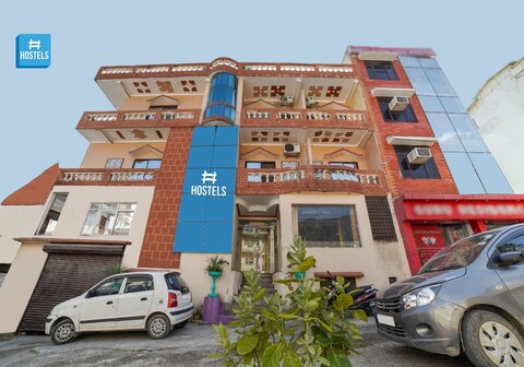 Hashtag Hostel | Private Rooms & Dorms