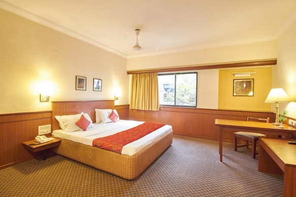 Hotel Skylon By Bizzgrow Hotels