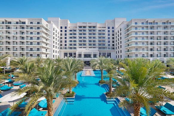 Hilton Abu Dhabi Yas Island -  Free Theme Park Tickets