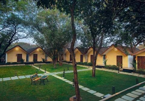 ARANYA RESORT(BY MRUGAVANI)