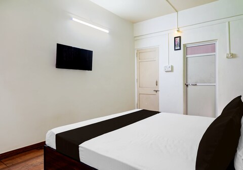 Hotel O Om Yatri Own Lodging