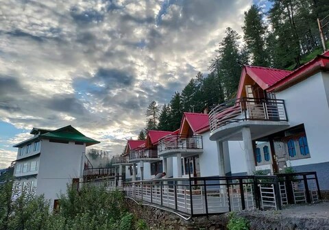 Treeline Cottages Narkanda
