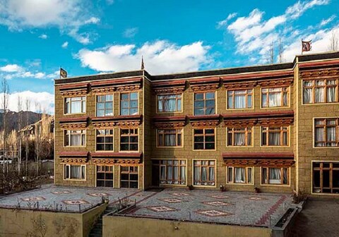 Hotel Alpine Ladakh