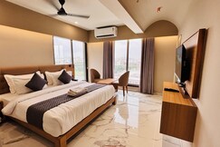 Hotel Star Wood, Morbi Hotel Star Wood, Morbi