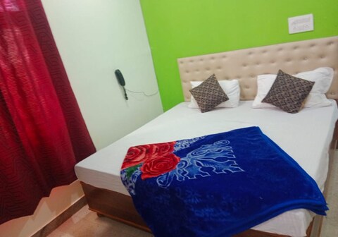 Hotel Royal Forest by WB Inn