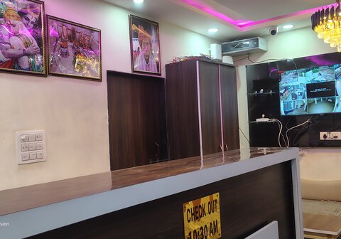 SHIVHARE PALACE INN CHITRAKOOT