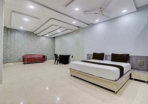 Grand Townhouse