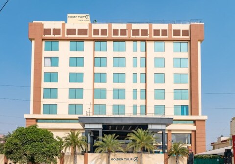 Golden Tulip Jaipur Kukas