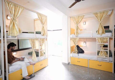 Heistel Gurugram | Dorms & Rooms