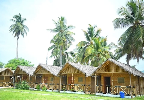 Coconut Tree Guest House and Restaurant (Hampi)