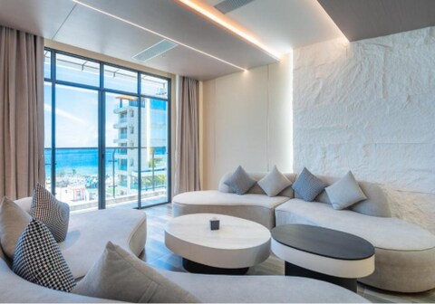 Wings by Hawks Hotels Kamadhoo