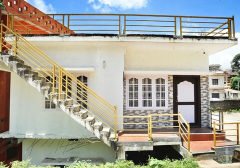 HEAVENLY HOMESTAY-2 BHK Homestay