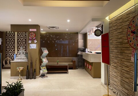 Hotel Aarian Aatithya