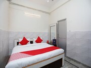 OYO 11762 Trimurti Guest House, Haridwar OYO 11762 Trimurti Guest House, Haridwar