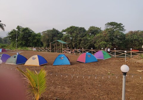 Fantasy Land (Pavna Riverside Camping)
