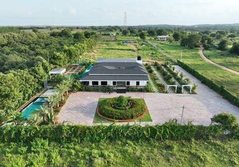 DEERS CREEK FARMHOUSE