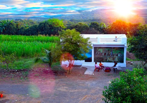 Lion's Safari ReSort & Farm