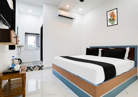 Hotel O LAHARI LUXURY ROOMS