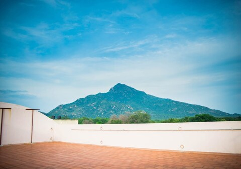 NS RESIDENCY AND ROOMS