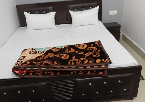 Mahaveer Homestay | 1 KM from Ram Temple