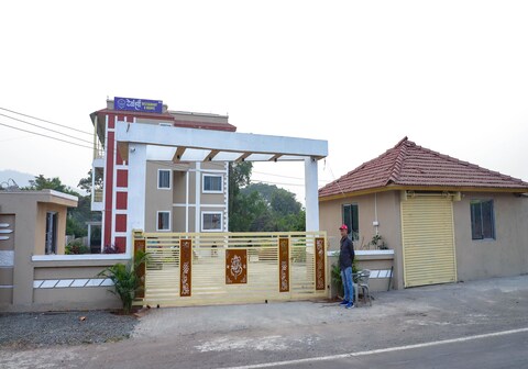 Hotel Devanshri